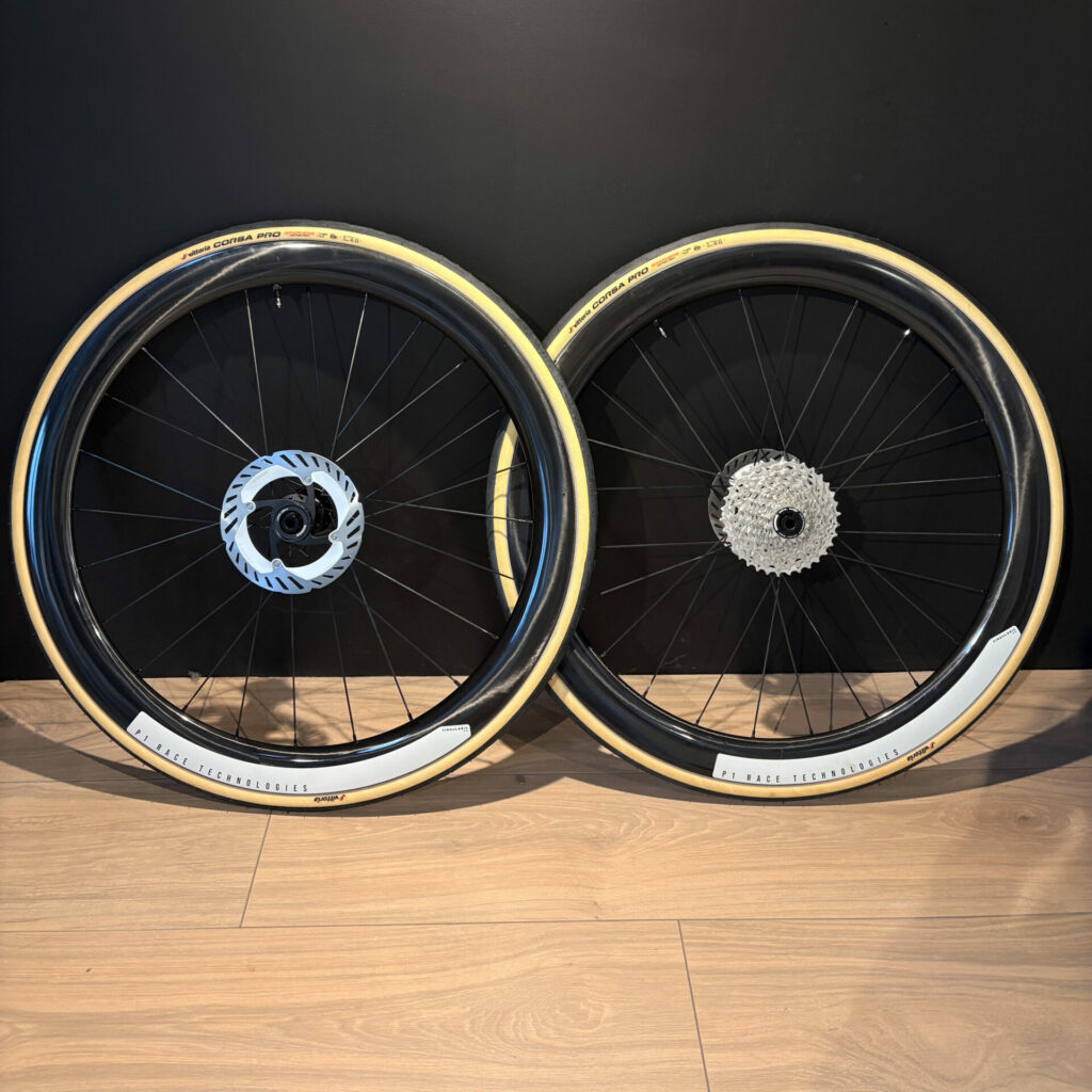 Roues carbone Princeton P1